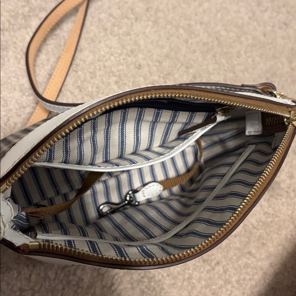 Dooney & Bourke Black and White Crossbody Bag - Picture 5 of 7